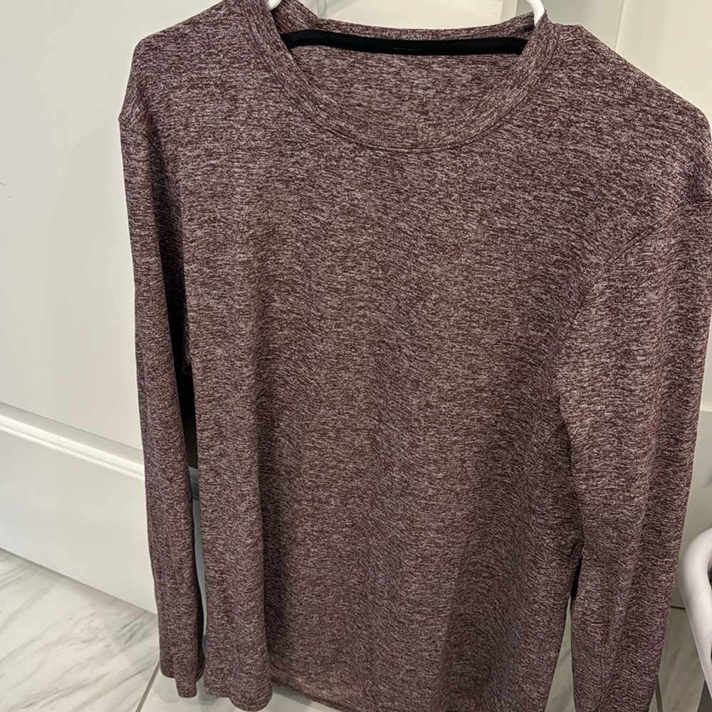 LULU Men’s long sleeve